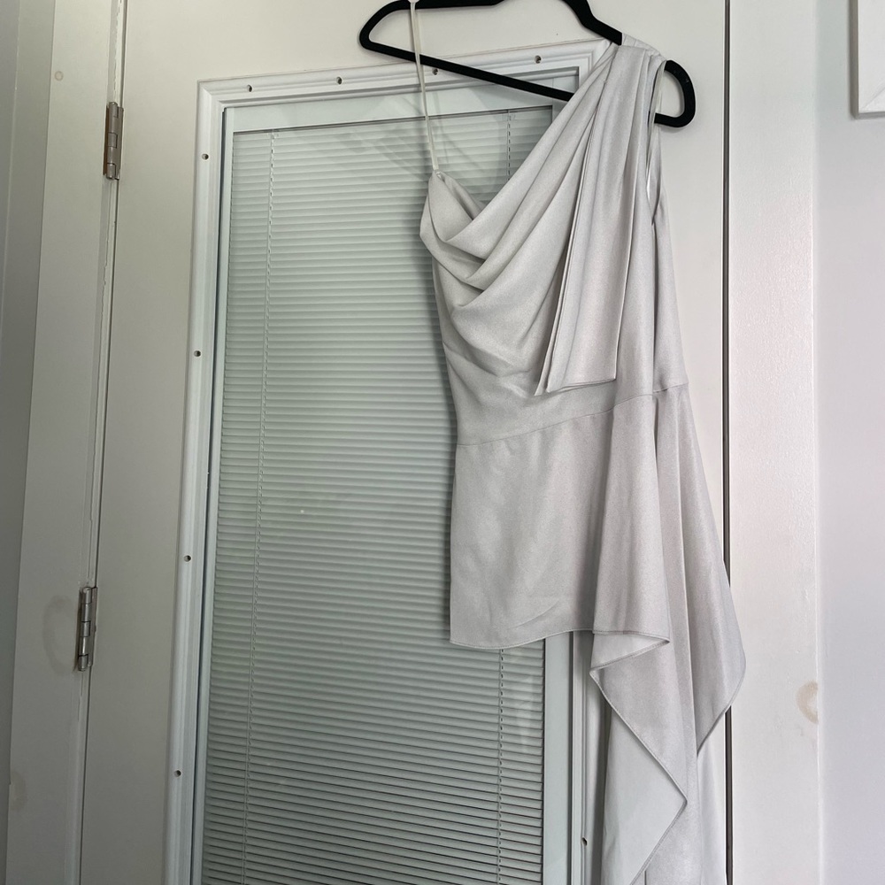 BCBGMAXAZRIA Metallic Draped One-Shoulder Top